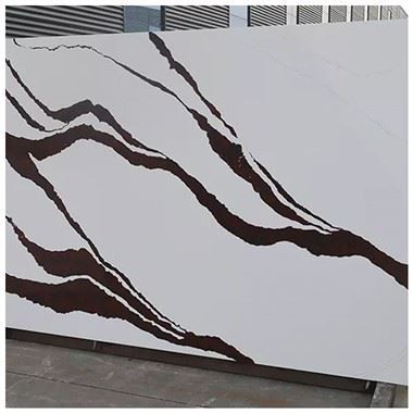 Bílá křemenná deska Panda Calacatta