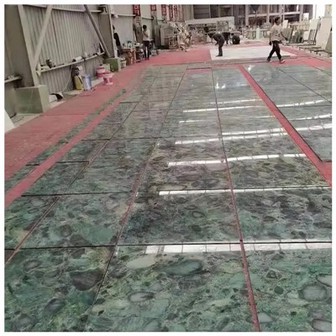 Palladium smеraldo zelené křemenné dlaždice